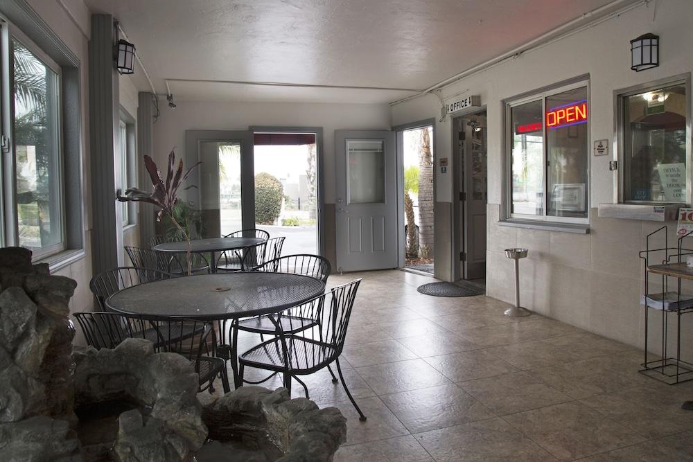 Harbor Inn & Suites Oceanside Buitenkant foto